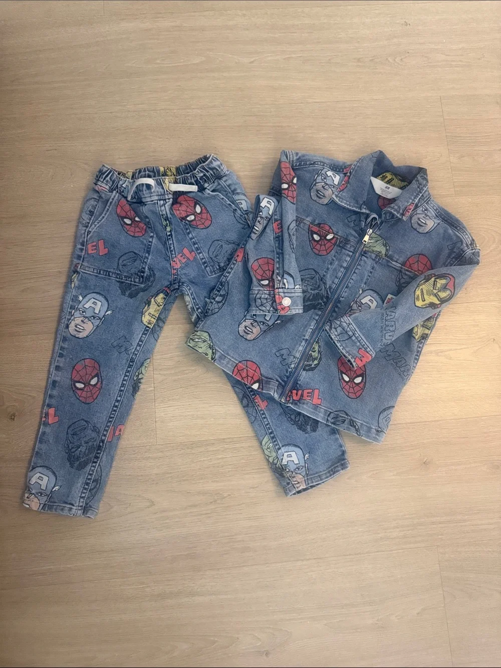 H&M marvel set 3T mint condition set